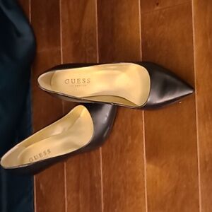 Guess high heels shoes